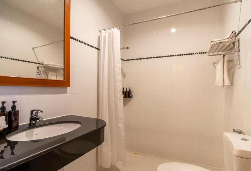 수피리어 룸 측면 바다 전망, Best Western Phuket Ocean Resort