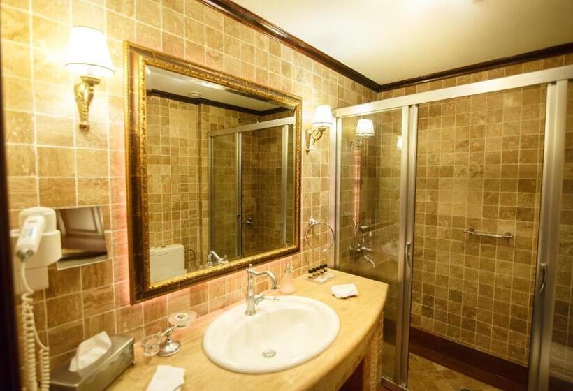 Family Suite, Estate Kalaitzis