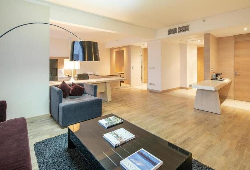 Президентский Люкс, Wyndham Concepcion Pettra