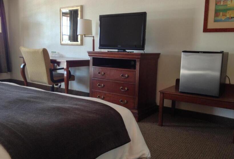Стандартный Номер Кровать Кинг, Holiday Hill Inn & Suites