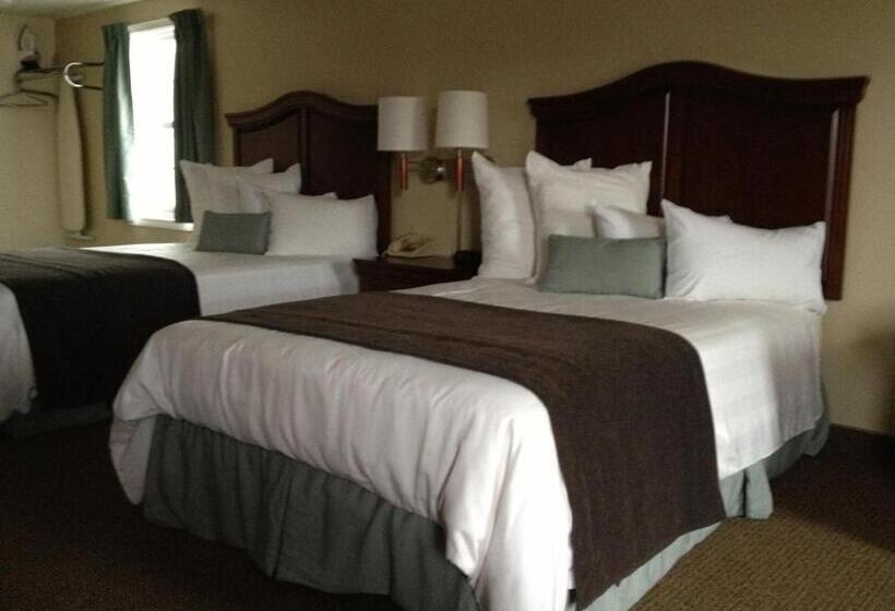 Family Suite, Holiday Hill Inn & Suites