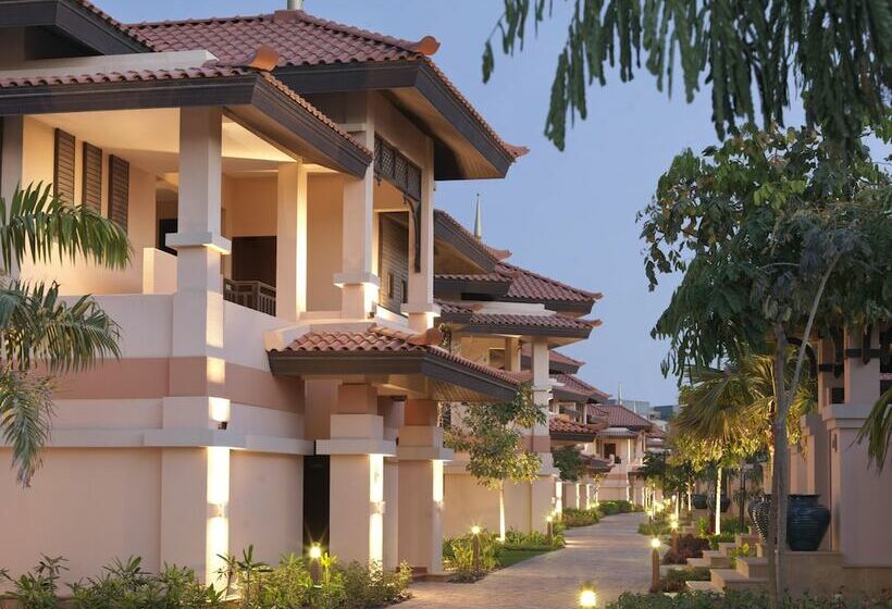 Номер Deluxe Вид на Озеро, Anantara The Palm Dubai Resort