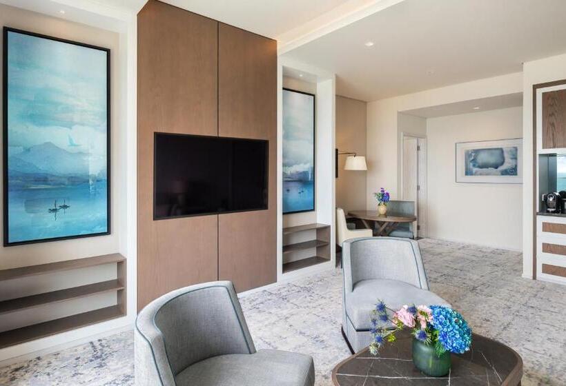 Президентский Люкс, Address Beach Resort Fujairah