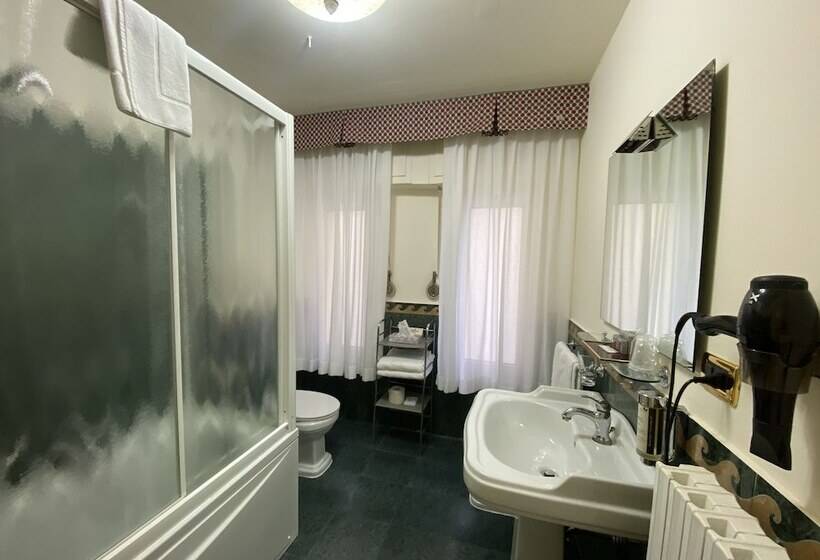 Quarto Executivo, Estee