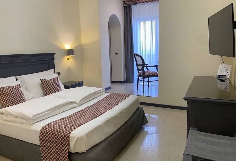 Quarto Executivo, Estee
