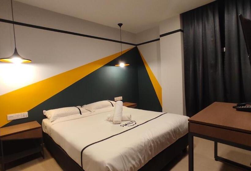 Quarto Deluxe, Smile Hotel C180 Cheras Selatan