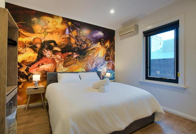 Люкс Кровать Кинг, Dreamy Stays Accommodation   Private Rooms With Shared Bathrooms
