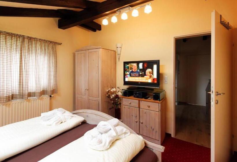 Апартаменты 2 Спальни, Alpenlandhaus Menardi