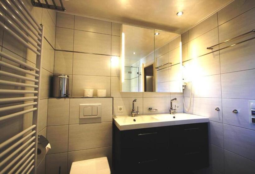 Апартаменты 2 Спальни, Alpenlandhaus Menardi