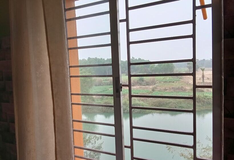Номер Deluxe, Resort Neel Nirjan !! Best Family Resort In Bolpur Santiniketan With Swimming Pool !!