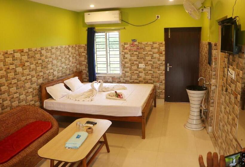 Номер Deluxe, Resort Neel Nirjan !! Best Family Resort In Bolpur Santiniketan With Swimming Pool !!