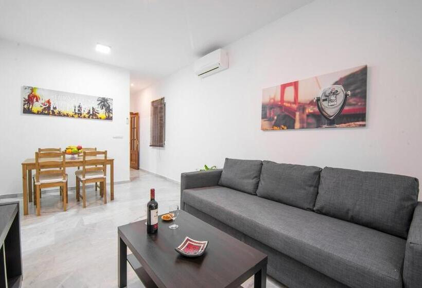 آپارتمان لوکس 1 خوابه, Apartamentos Granata