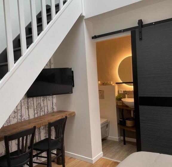 Четырехместный Номер Deluxe, Maison D Hôtes L Atelier Du Charmois