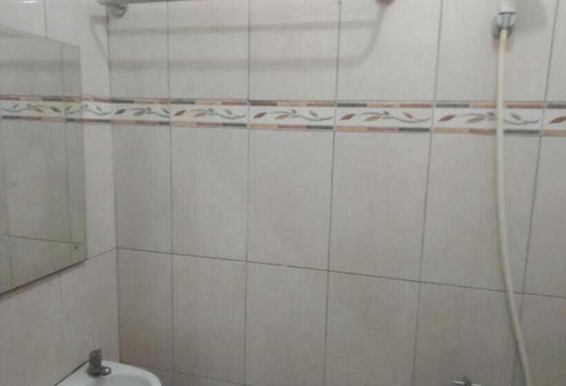 اتاق اکونومی یک تخته, Modern Indekos Cilegon Syariah Near Hospital Krakatau Medika Redpartner
