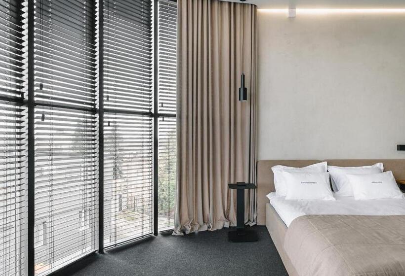 سوییت, Ribas Rooms Lutsk