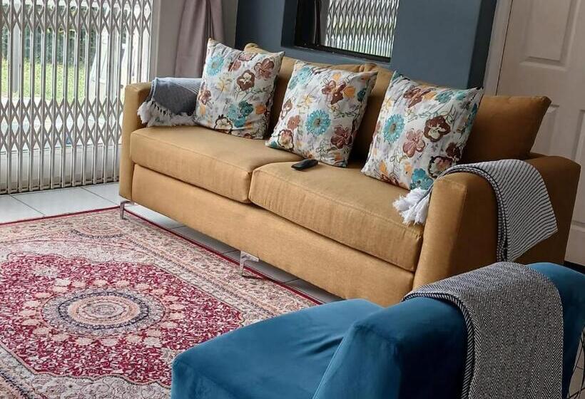 غرفة قياسية لذوى الاحتياجات الخاصة, South Serene Guest House