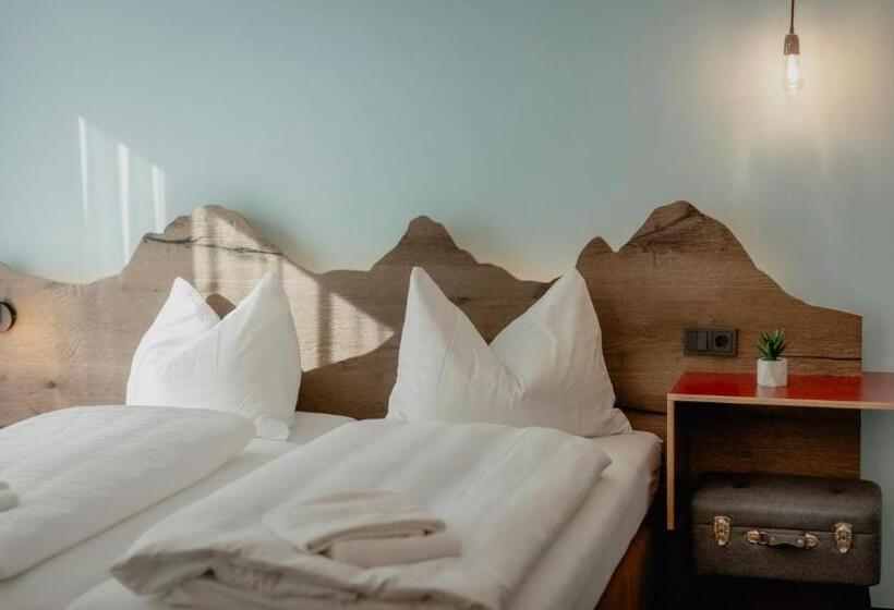 اتاق استاندارد با تراس, Bett & Berg Bad Ischl, Self Check In