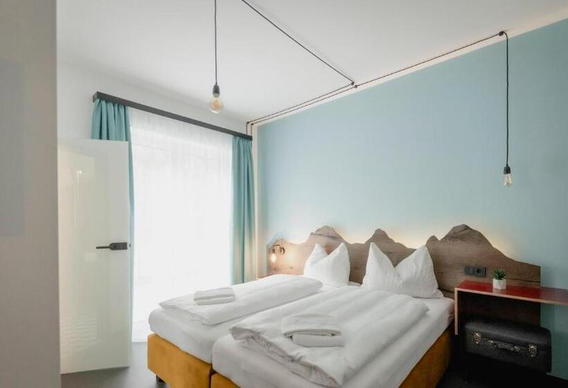 اتاق استاندارد با تراس, Bett & Berg Bad Ischl, Self Check In