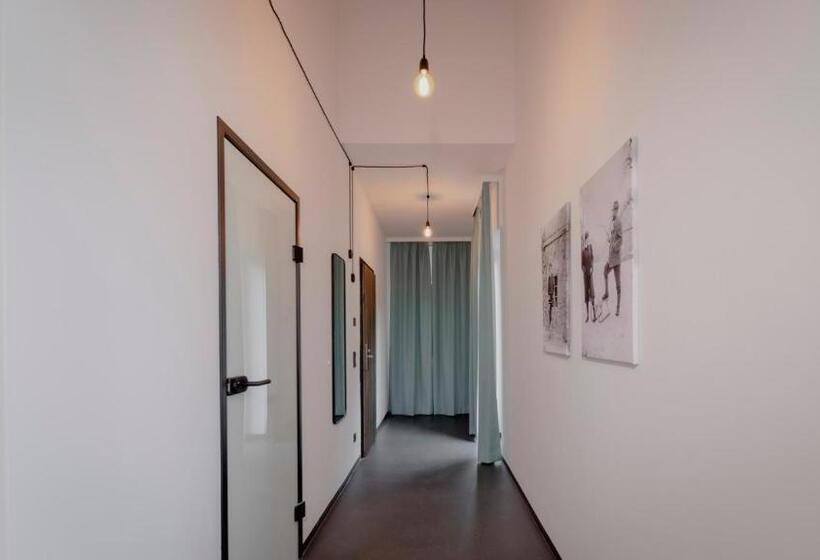 اتاق استاندارد با بالکن, Bett & Berg Bad Ischl, Self Check In