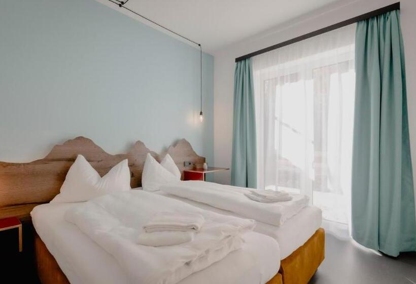 اتاق استاندارد با تراس, Bett & Berg Bad Ischl, Self Check In