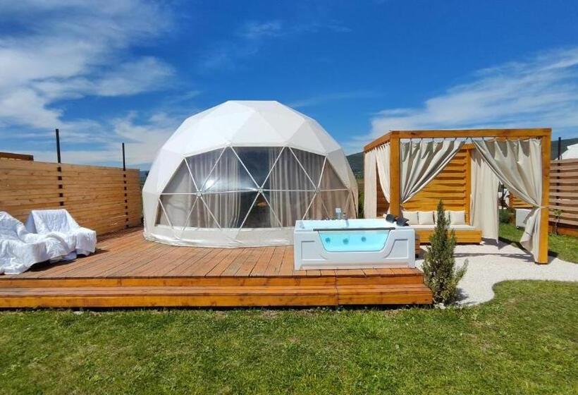 بانگلوی لوکس, Jewelberry Glamping Hotel Tbilisi