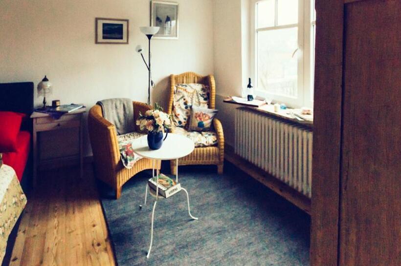 Номер Стандарт Совместная Ванная, Das Blaue Haus