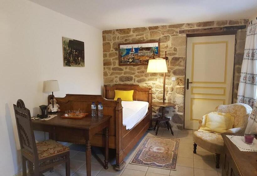 Номер Стандарт Трехместный, Domaine De Keryargon, Chambres D Hôtes