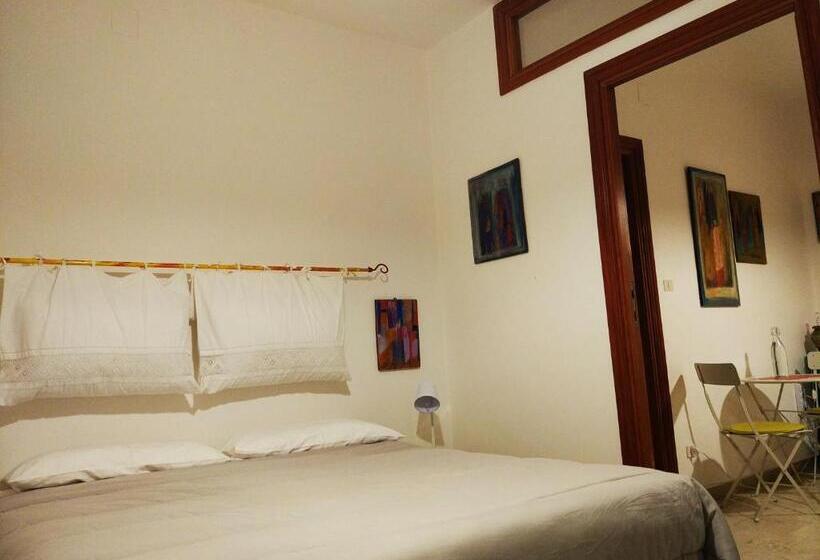 컴포트 트리플 룸, Amariglio Apartment
