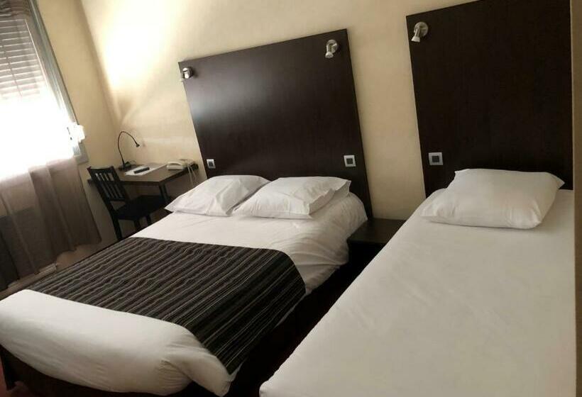 اتاق استاندارد سه نفره, Adonis Lyon Est Hôtel Artys