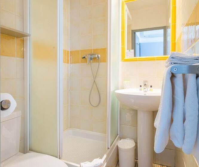Номер Стандарт Индивидуальный, Europe Hotel Vieux Port
