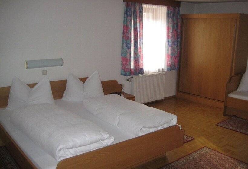 Четырехместный Номер Стандарт, Gasthof Zum Stollhofer