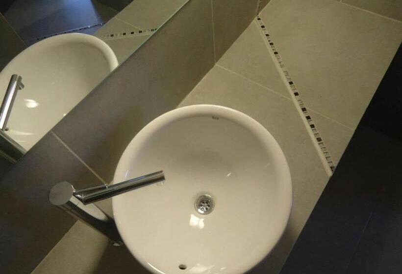 اتاق خانوادگی, Platino Termas All Inclusive