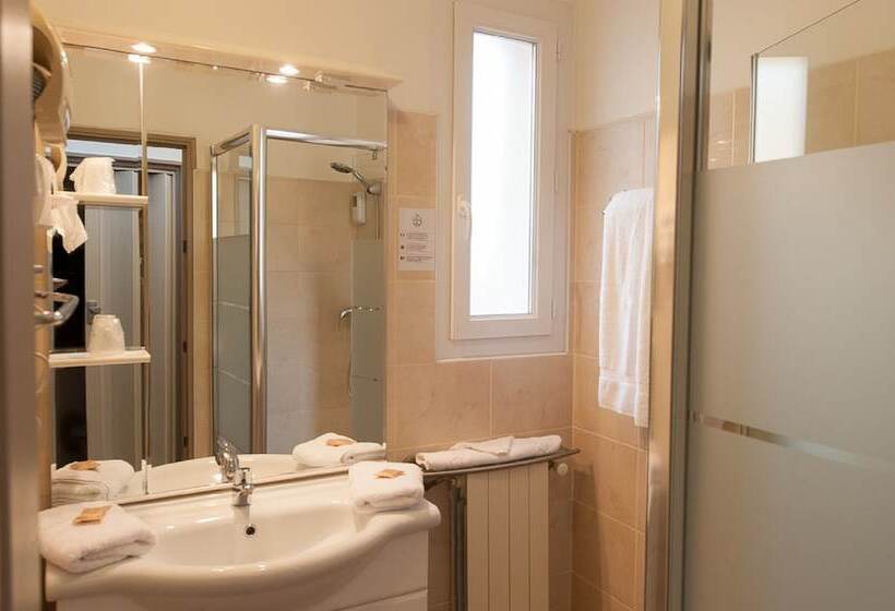 سوئیت راحتی, Sainte Anne   Apt