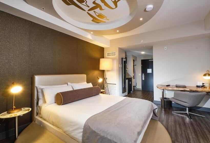 Номер Deluxe, Skwachays Lodge