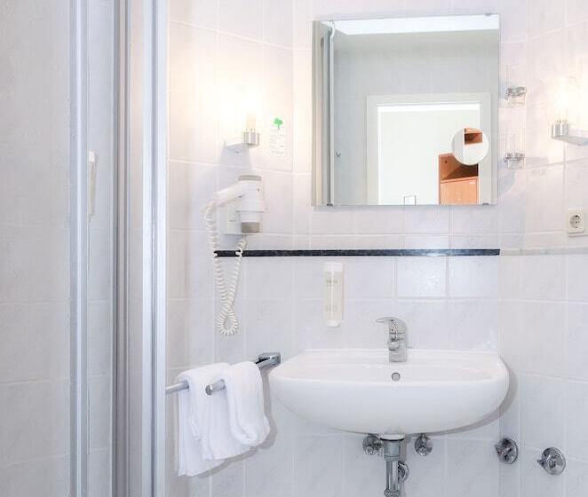 Номер Стандарт Вид на Море, Kurhotel Sassnitz