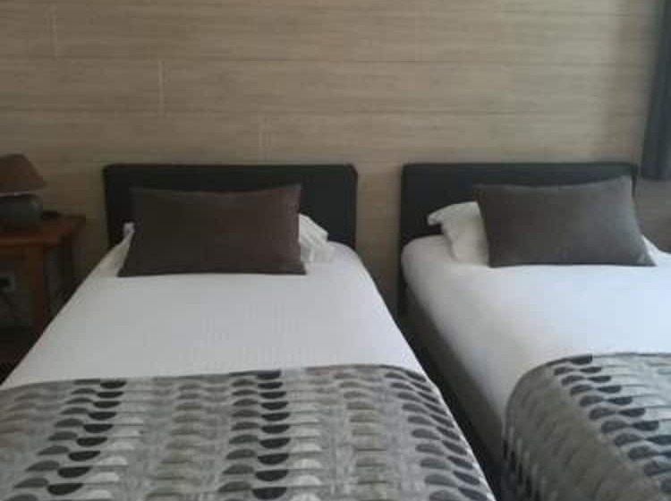 Номер Стандарт, Logis Hotel Restaurant Spa Le Lac