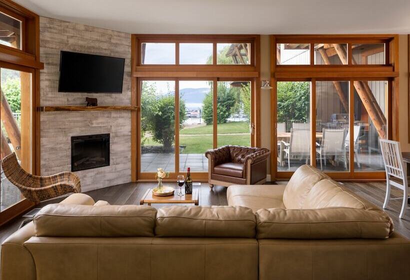 Вилла 3 Спальни, Outback Lakeside Vacation Homes