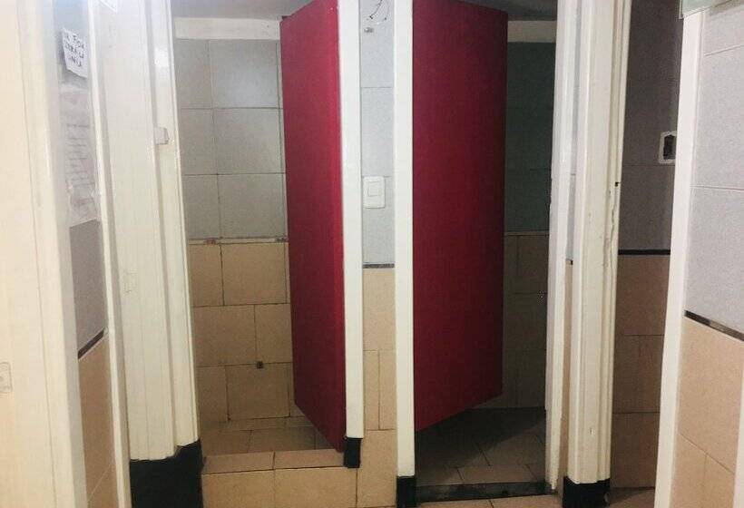 اتاق استاندارد سه تخته با سرویس بهداشتی مشترک, Chipre