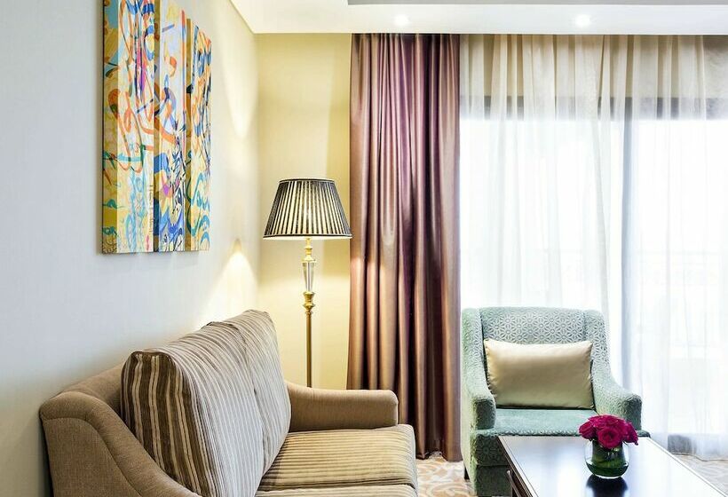 주니어 스위트, Pullman Resort Al Marjan Island