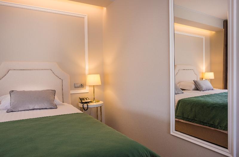 Номер Стандарт, Imperhotel