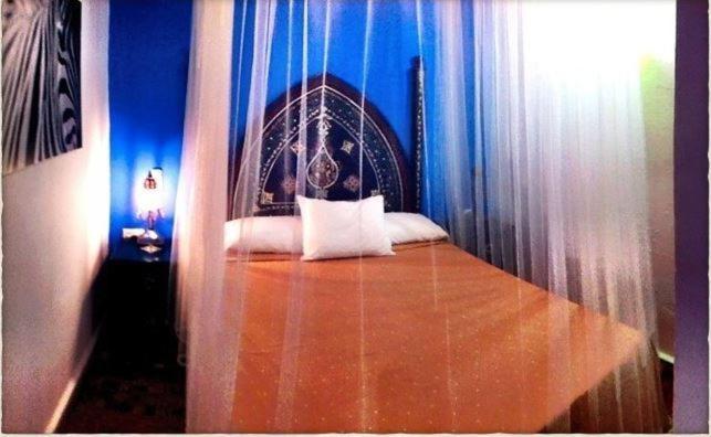 اتاق استاندارد سه نفره, Riad Assilah Chaouen