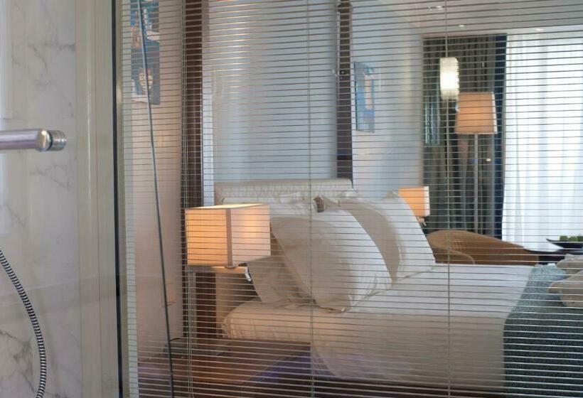Номер Superior Вид на Море, Olympic Lagoon Resort Paphos