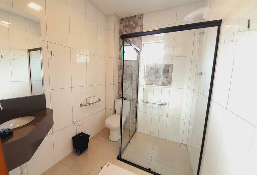 اتاق استاندارد چهار تخته, Pousada Villa Vantino