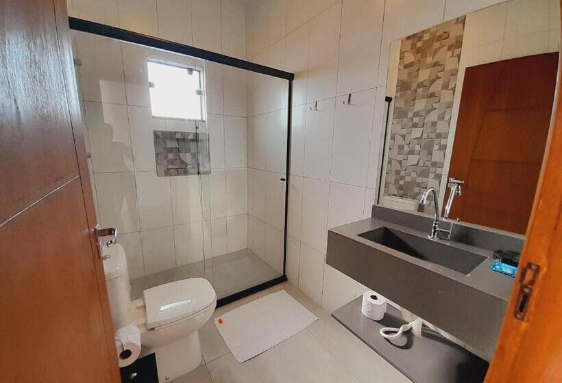 اتاق استاندارد چهار تخته, Pousada Villa Vantino