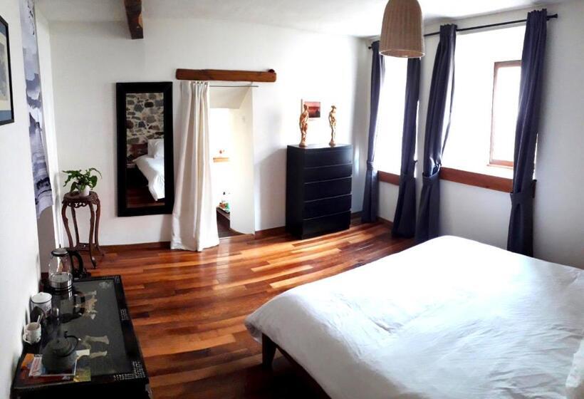 Трехместный Номер Deluxe, Chambres D Hôtes Les Chatougoulis