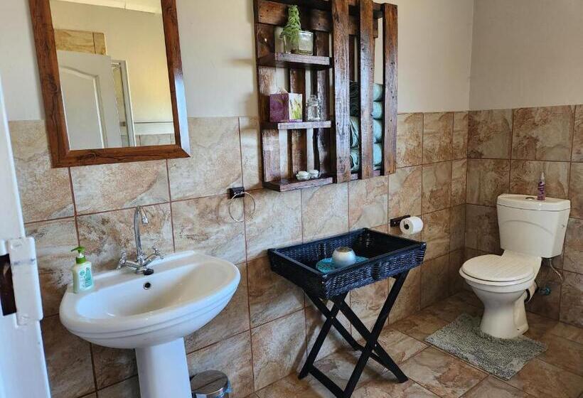 Номер Стандарт Вид на Горы, Berlouri Guest House