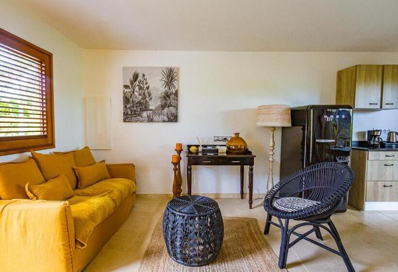 بانگلوی استاندارد, Habitation Saint Charles   Hôtel De Charme & Spa