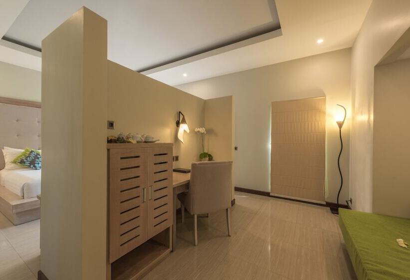 Люкс Вид на Сад, Living Asia Resort And Spa