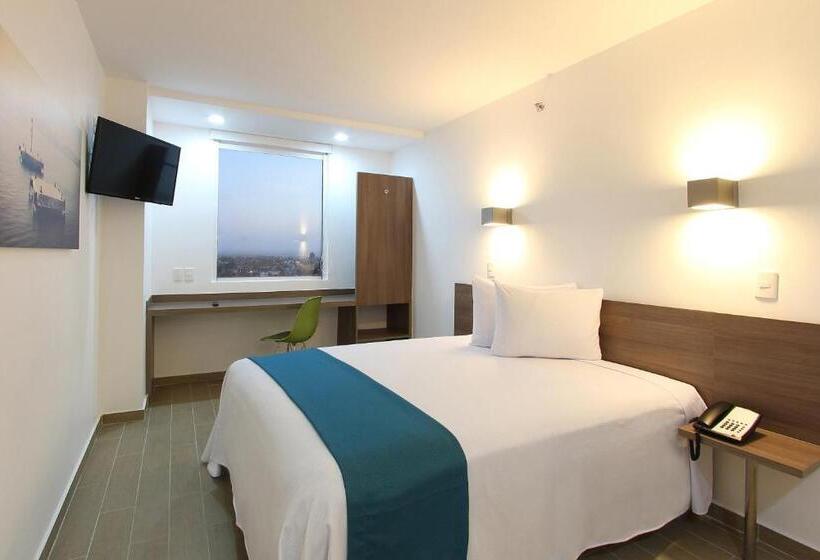 اتاق سوپریور, One La Paz
