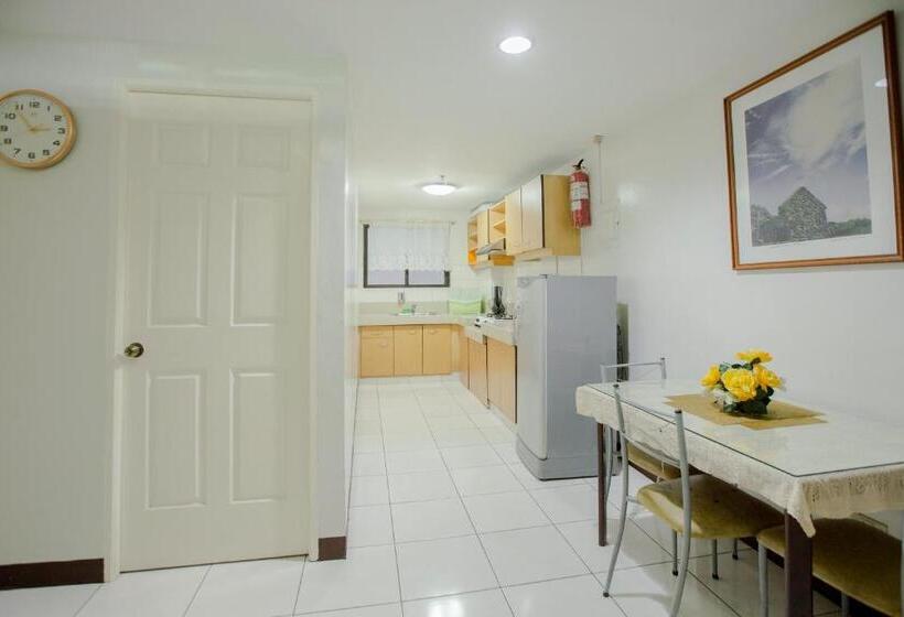 스위트, Newgrange Condotel